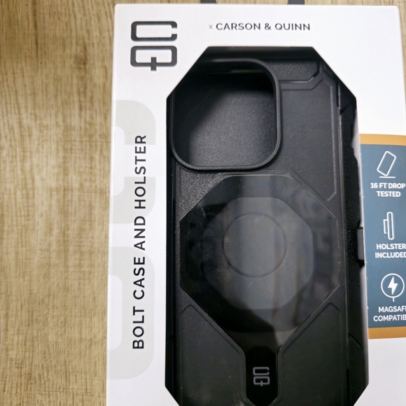 CQ x Carson & Quinn Bolt with MagSafe Case and Holster - iPhone 15 Pro (Black) - Picture 4 of 9